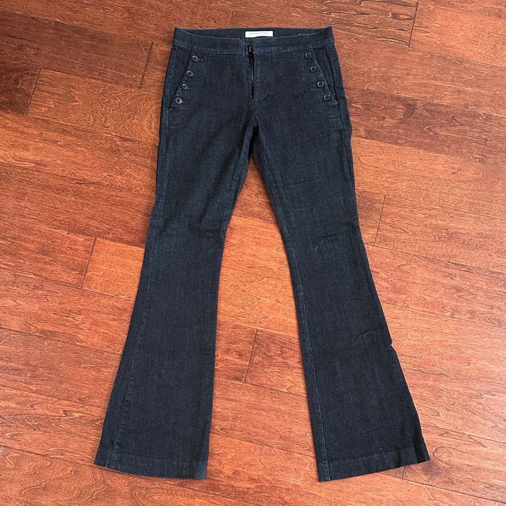 Banana Republic. Women's Flared Dark Jeans